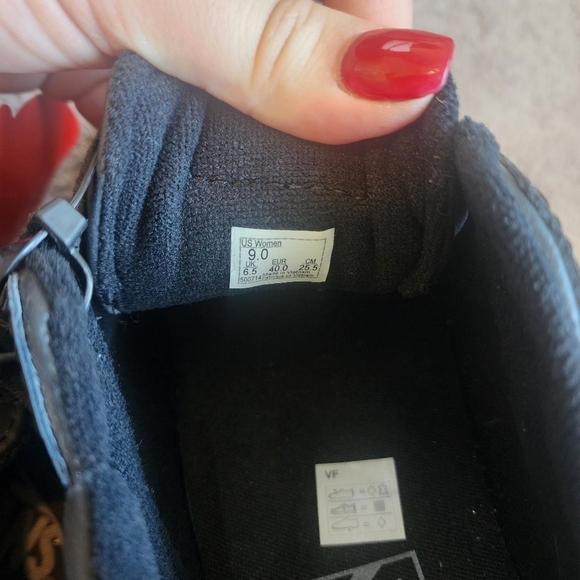 VANS Black Leather sneakers - Picture 5 of 5